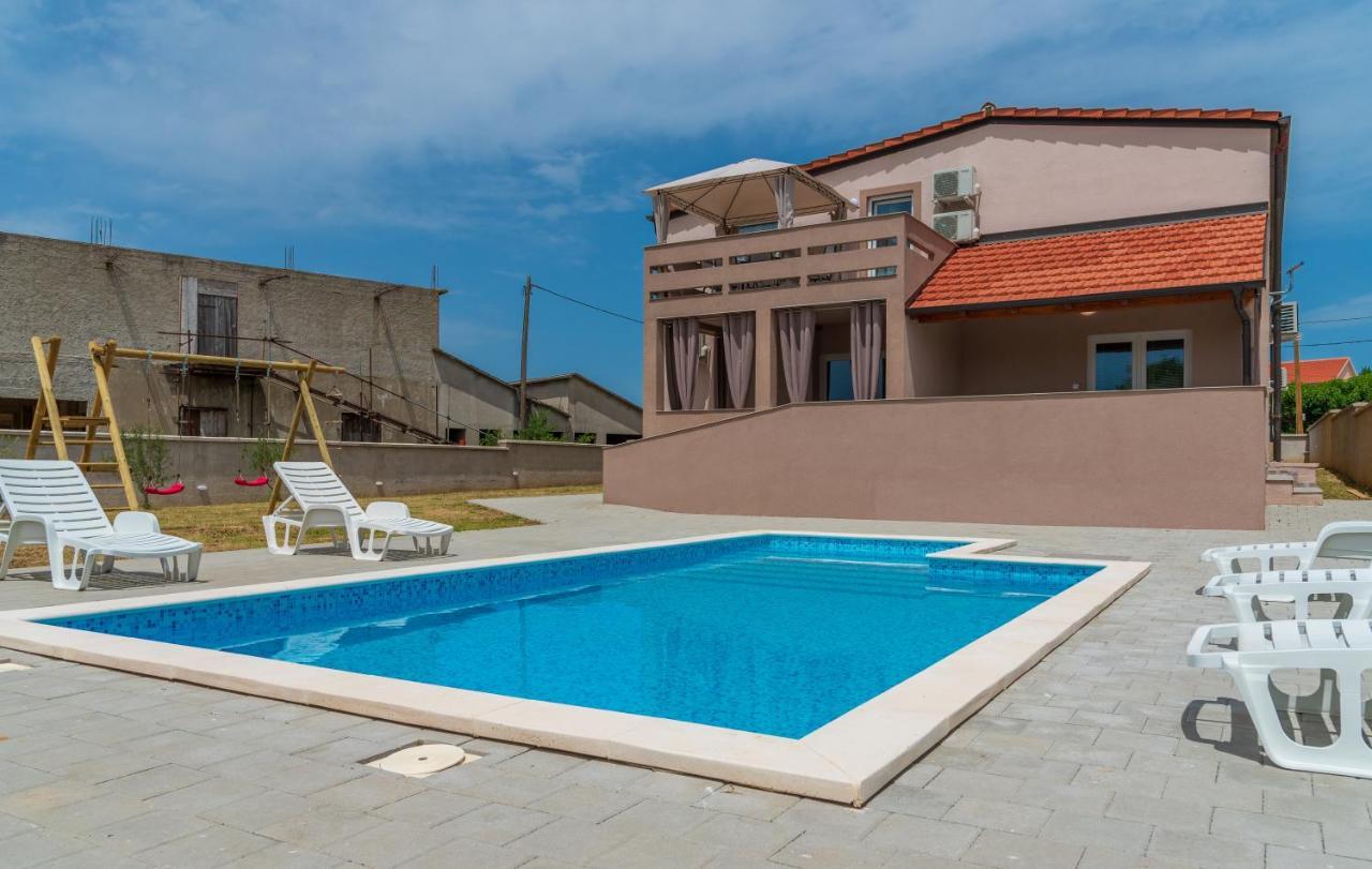 Apartmani Krzak Nin Exterior foto