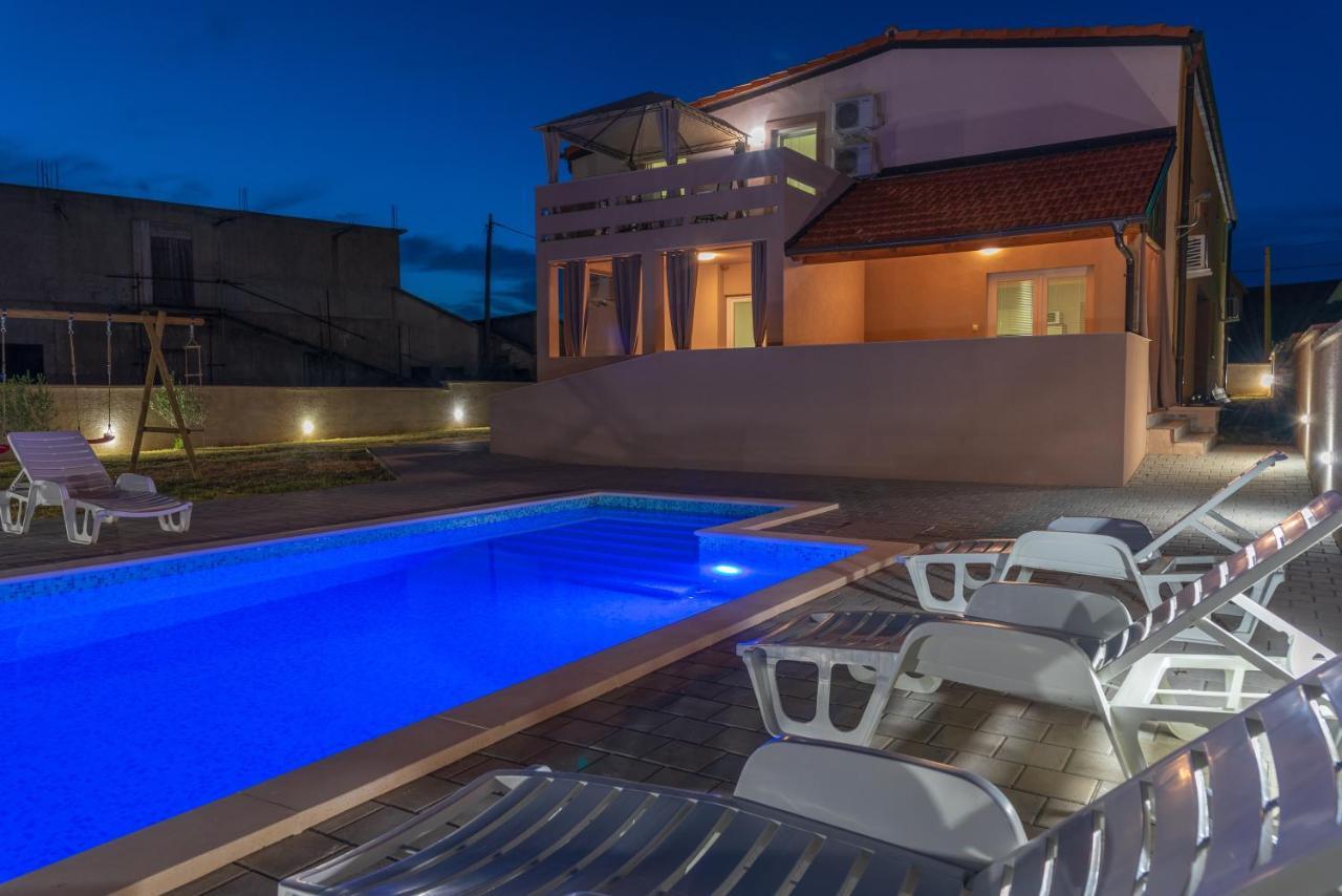 Apartmani Krzak Nin Exterior foto