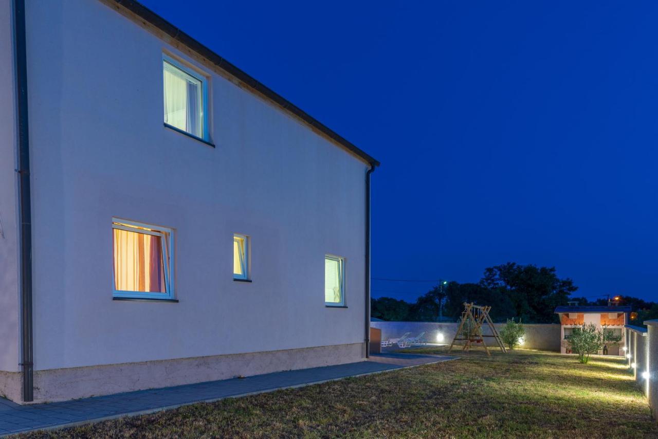 Apartmani Krzak Nin Exterior foto