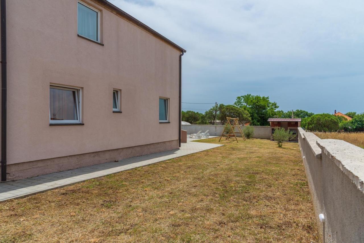 Apartmani Krzak Nin Exterior foto