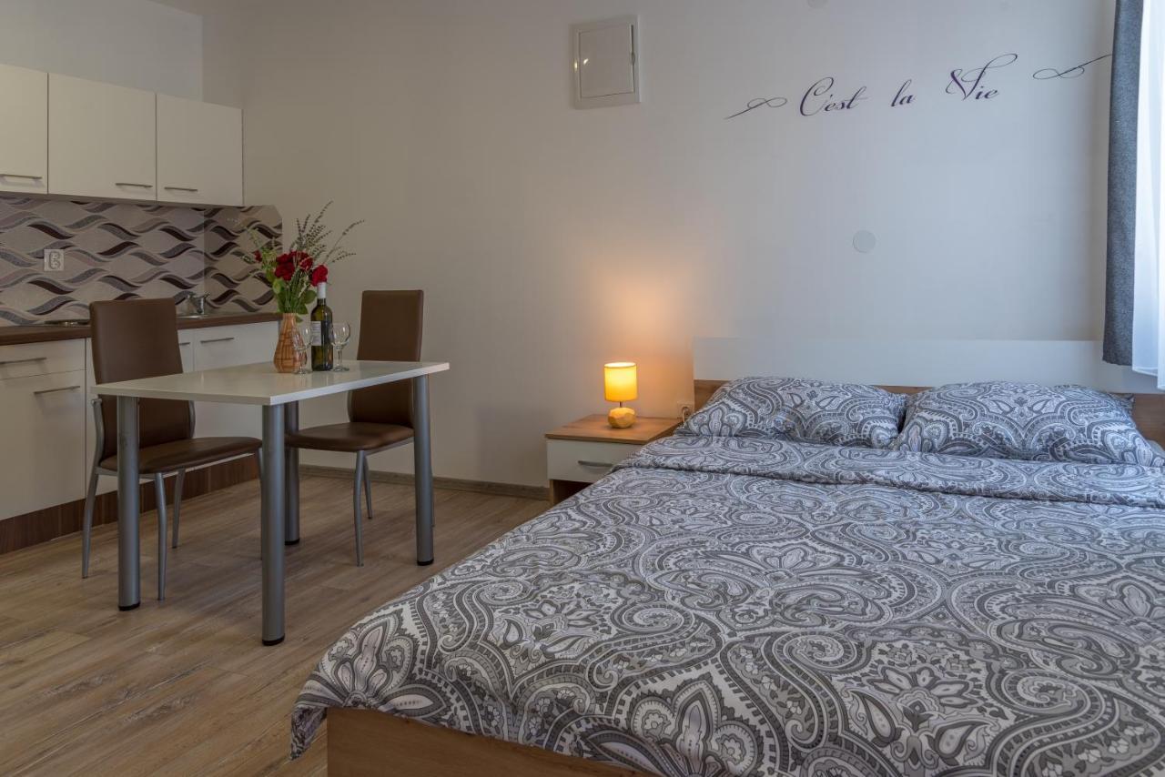 Apartmani Krzak Nin Exterior foto