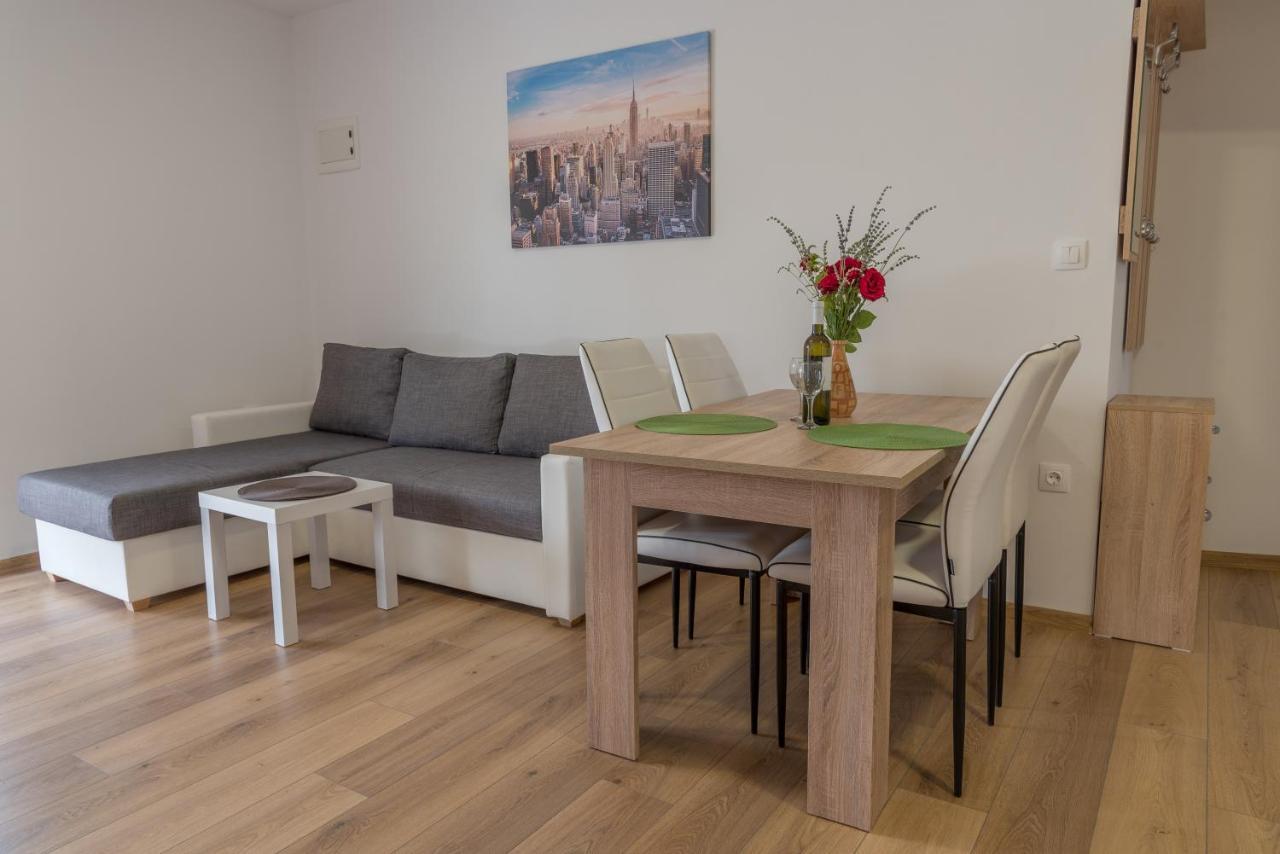 Apartmani Krzak Nin Exterior foto